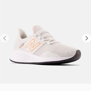 Brand new. New balance. Never worn
